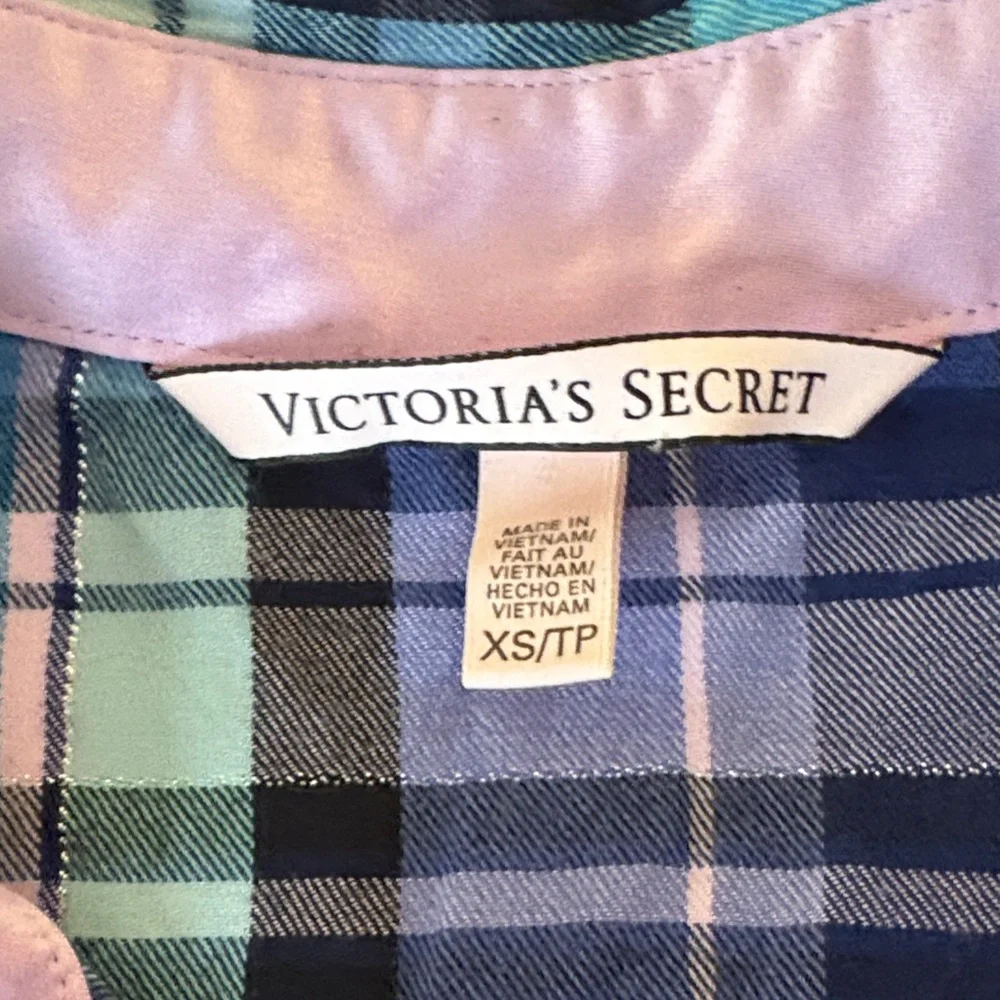 Victoria's Secret Flannel Pajama Set XS - Picture 6 of 11